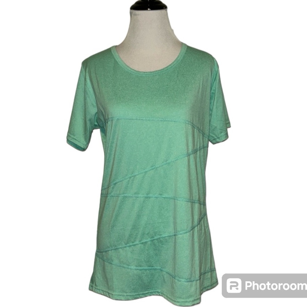 5/$30 🎈 Zkhoecr women’s medium mint green top